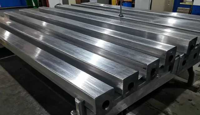 精密合金钢选型与使用中的性能适配建议